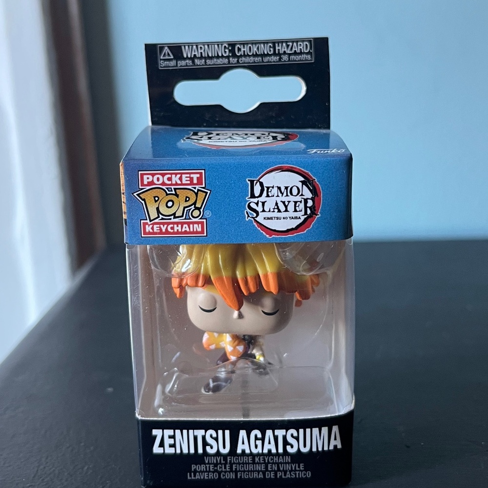 Funko pop keychain Demon slayer Zenitsu